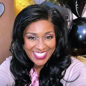 Meet your Posher, Valerie